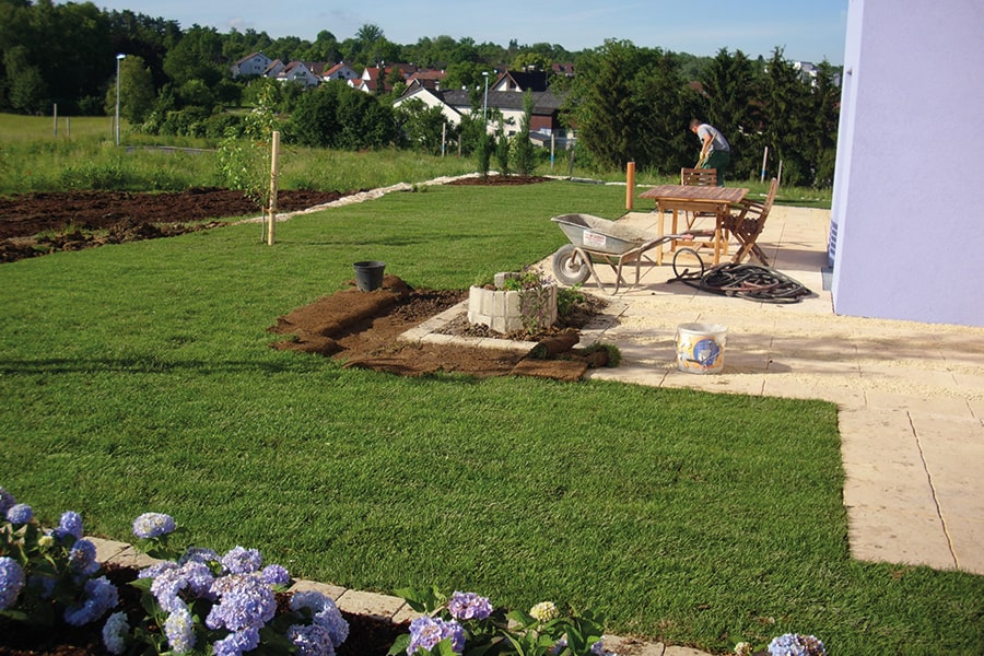 sickinger_gartenbau_terassen-natursteinplatten