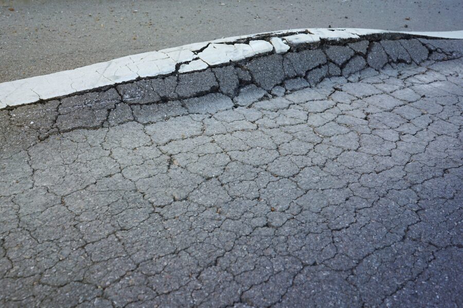 sickinger_bau_straße_schäden_asphalt